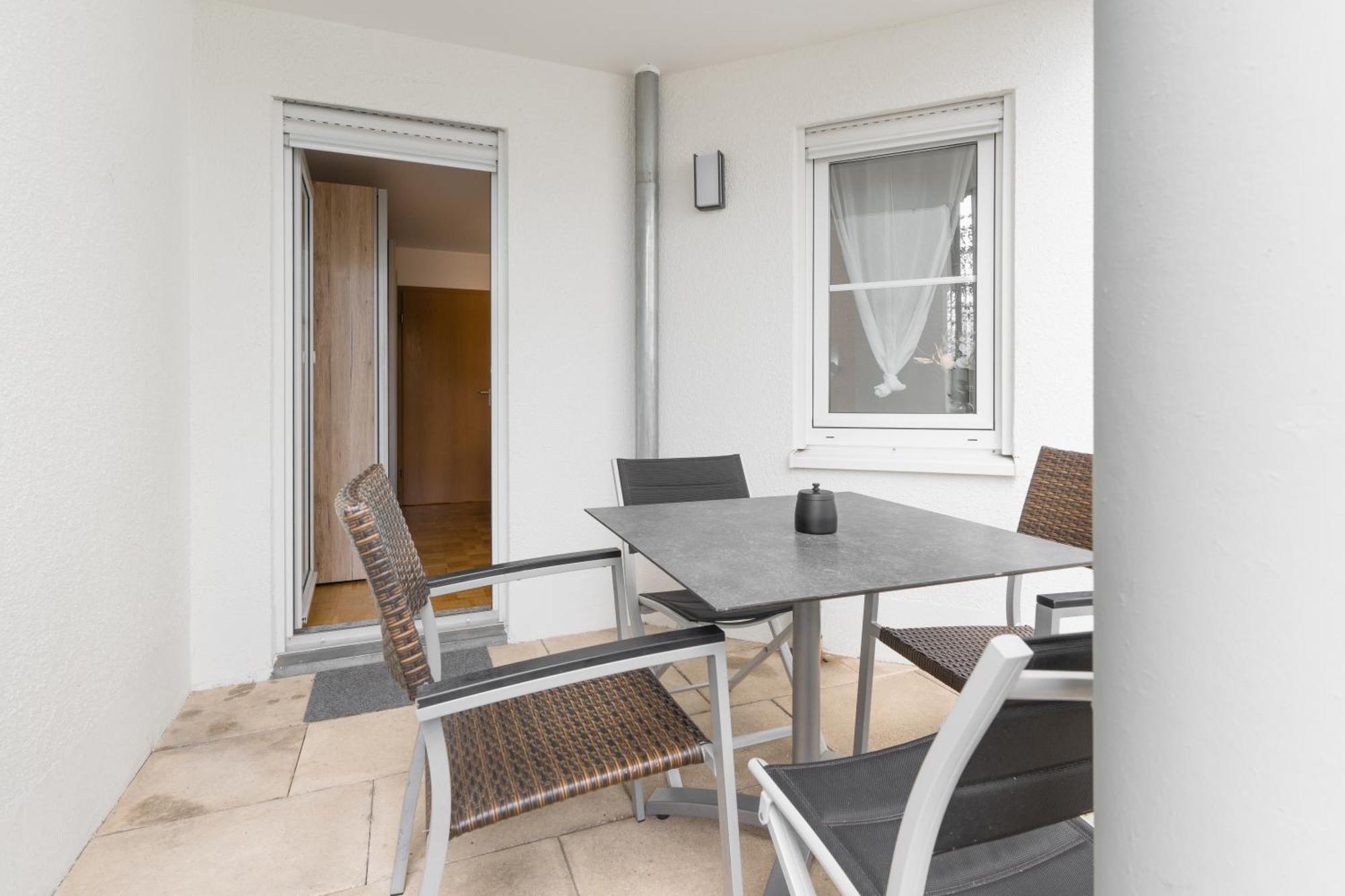 Untersee-Suite Istayunixi Seenaehe-Terrasse-Workspace-Netflix-Parkplatz Radolfzell am Bodensee Luaran gambar