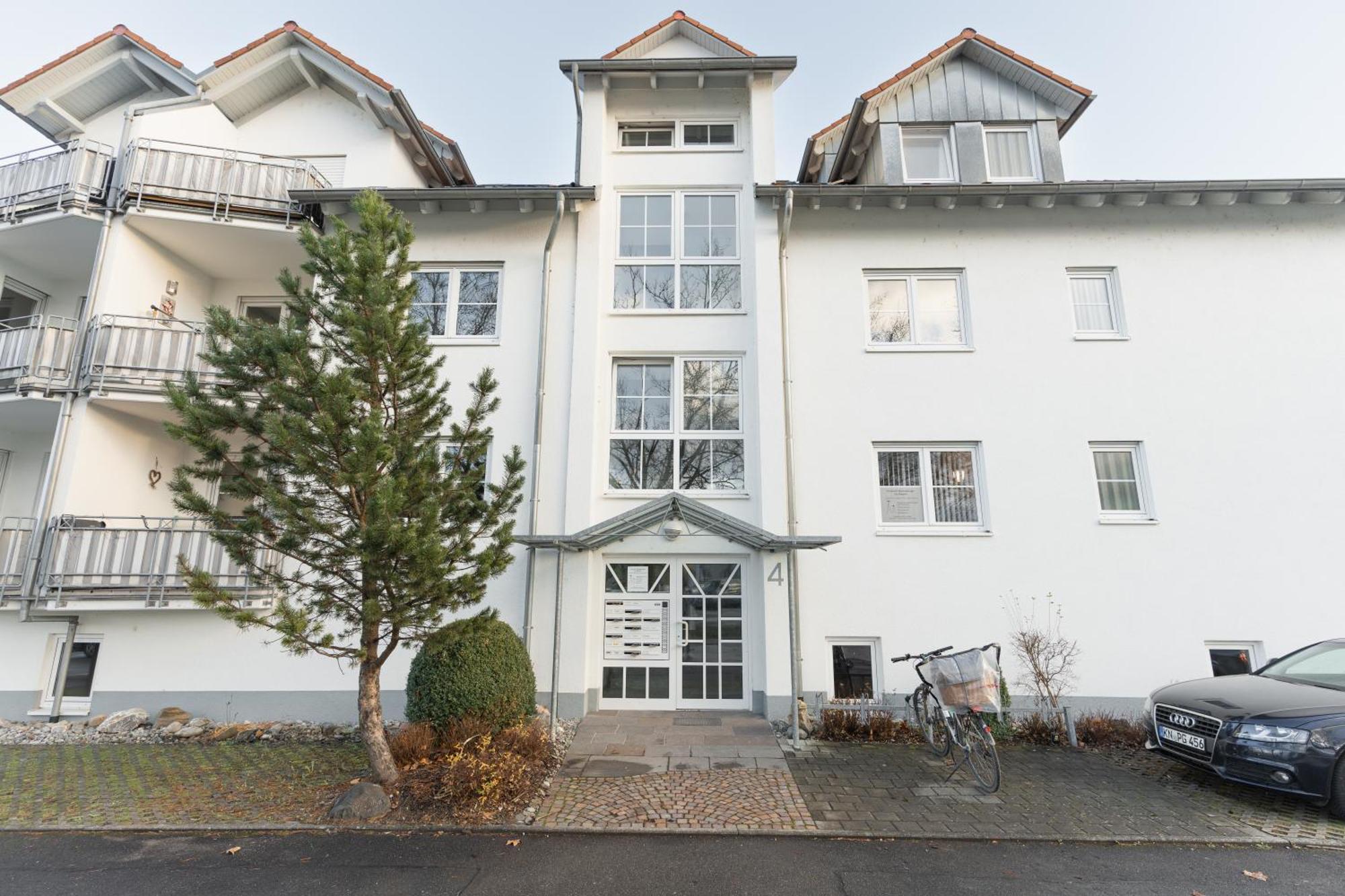 Untersee-Suite Istayunixi Seenaehe-Terrasse-Workspace-Netflix-Parkplatz Radolfzell am Bodensee Luaran gambar